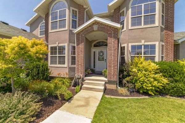 Transom Window Replacement in Grand Blanc